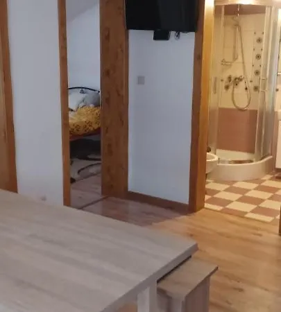Apartment Apartman U Paliho